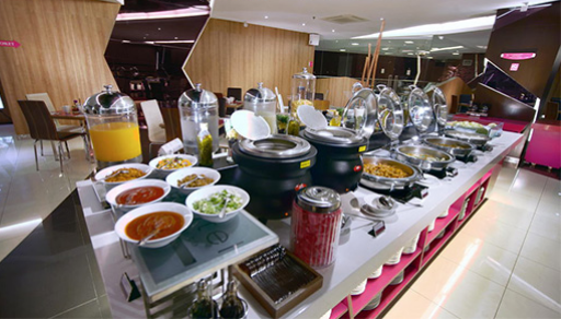 Dapur Ramadan Buffet at Lime Restaurant - Favehotel LTC Glodok...