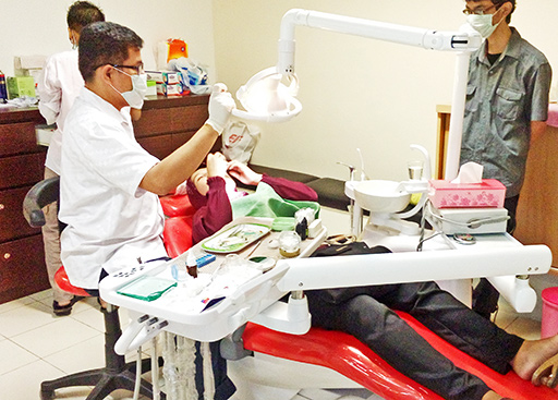  Behel Transparan dari Klinik Gigi Global Estetik