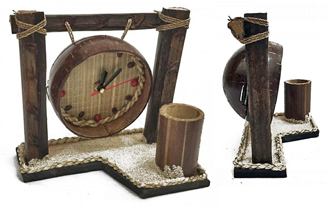  Handmade Woodcraft-Jam Meja Batok Kelapa