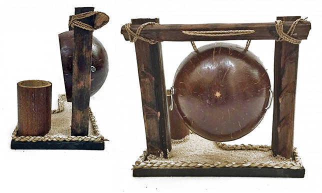  Handmade Woodcraft-Jam Meja Batok Kelapa